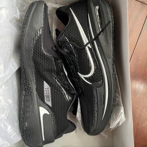 Authentic nike air zoom GT Cut size 13